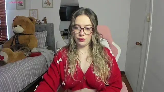 Snapshot of samysweet_8 chatting on 25, 6, 2026 samysweet 8 online show from 25, 6, 2026