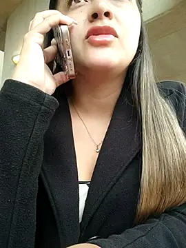 Snapshot of alana_69 chatting on 16, 12, 2025 alana 69 online show from 16, 12, 2025