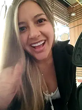 Snapshot of alana_69 chatting on 22, 12, 2025 alana 69 online show from 22, 12, 2025