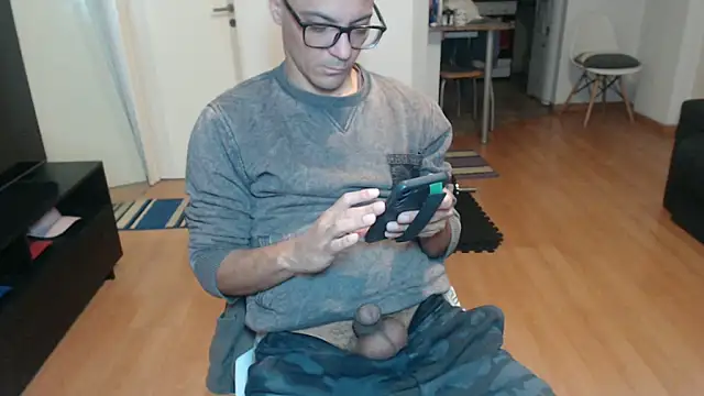 Snapshot of guachin_hunk chatting on 25, 6, 2026 guachin hunk online show from 25, 6, 2026