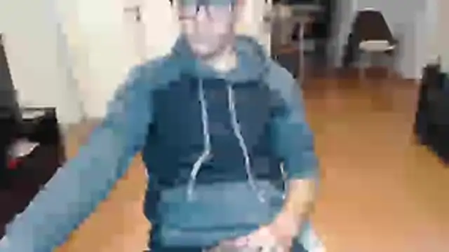Snapshot of guachin_hunk chatting on 7, 8, 2026 guachin hunk online show from 7, 8, 2026