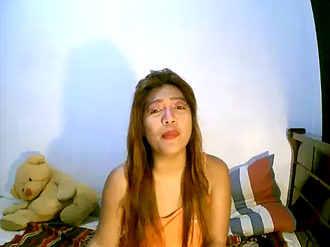 Snapshot of sweetvirginia01 chatting on 13, 2, 2025 sweetvirginia01 online show from 13, 2, 2025