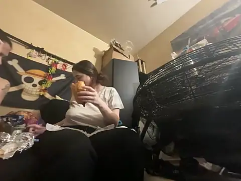 Snowbunnycake 131 online show from 15, 3, 2026