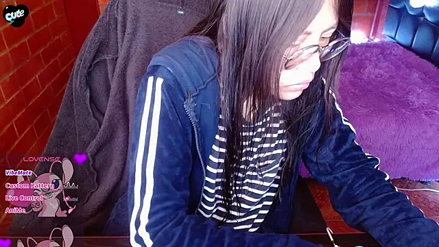 MidoriQuiinn online show from 25, 3, 2026