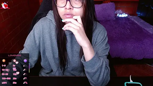 MidoriQuiinn online show from 24, 7, 2026
