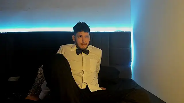 Snapshot of alejandro__2 chatting on 10, 9, 2025 alejandro 2 online show from 10, 9, 2025