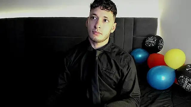 Snapshot of alejandro__2 chatting on 1, 10, 2025 alejandro 2 online show from 1, 10, 2025