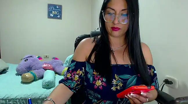 Snapshot of sahtlove1 chatting on 10, 1, 2025 sahtlove1 online show from 10, 1, 2025