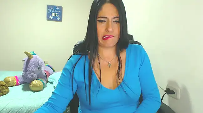 Snapshot of sahtlove1 chatting on 18, 1, 2025 sahtlove1 online show from 18, 1, 2025