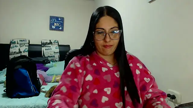 Snapshot of sahtlove1 chatting on 28, 1, 2025 sahtlove1 online show from 28, 1, 2025