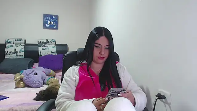 Snapshot of sahtlove1 chatting on 5, 2, 2025 sahtlove1 online show from 5, 2, 2025