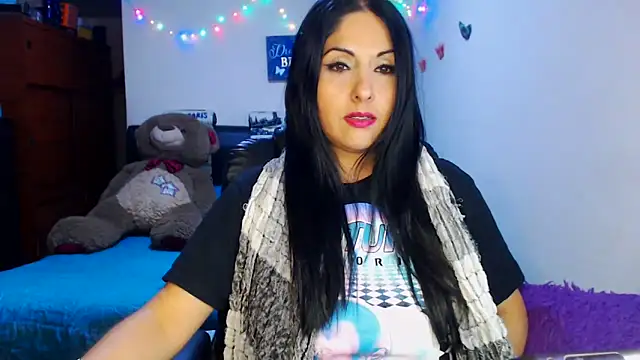 Snapshot of sahtlove1 chatting on 3, 12, 2025 sahtlove1 online show from 3, 12, 2025