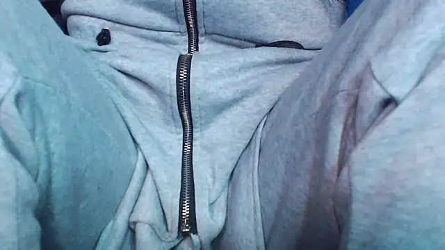 Snapshot of sahtlove1 chatting on 7, 1, 2026 sahtlove1 online show from 7, 1, 2026