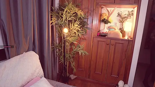 Snapshot of Lucy_fit chatting on 17, 9, 2025 Lucy fit online show from 17, 9, 2025