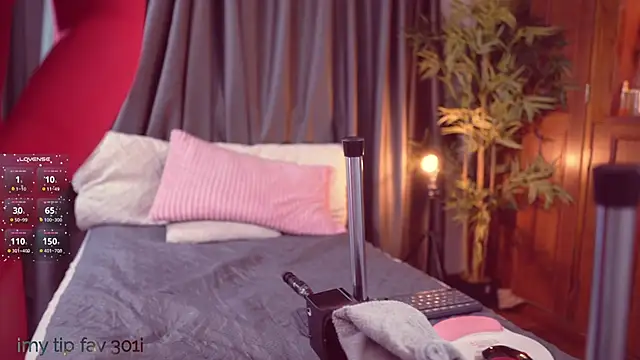 Snapshot of Lucy_fit chatting on 24, 9, 2025 Lucy fit online show from 24, 9, 2025