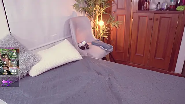 Snapshot of Lucy_fit chatting on 27, 10, 2025 Lucy fit online show from 27, 10, 2025