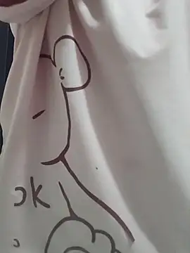 Snapshot of DannaBerry chatting on 14, 11, 2025 DannaBerry online show from 14, 11, 2025