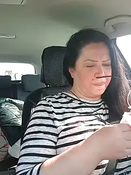 x  KHALEESI  x online show from 21, 2, 2025