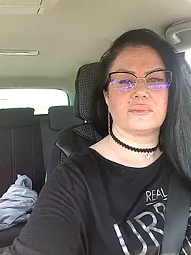 x  KHALEESI  x online show from 16, 4, 2026