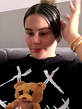 Snapshot of sweet_lucia chatting on 11, 1, 2025 sweet lucia online show from 11, 1, 2025