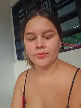 Snapshot of sweet_lucia chatting on 9, 11, 2025 sweet lucia online show from 9, 11, 2025