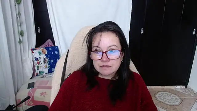 Snapshot of Sonialorens_ chatting on 19, 12, 2024 Sonialorens online show from 19, 12, 2024