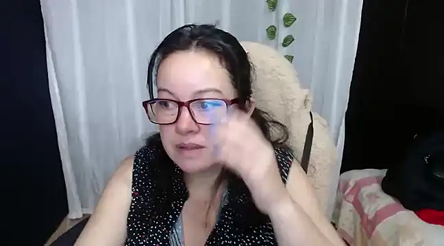 Snapshot of Sonialorens_ chatting on 27, 12, 2024 Sonialorens online show from 27, 12, 2024