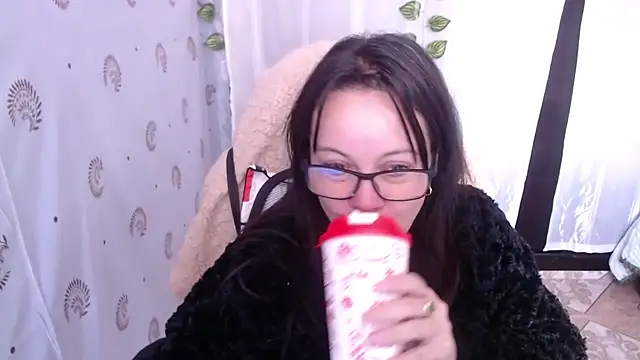 Snapshot of Sonialorens_ chatting on 15, 2, 2025 Sonialorens online show from 15, 2, 2025