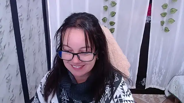 Snapshot of Sonialorens_ chatting on 28, 2, 2025 Sonialorens online show from 28, 2, 2025