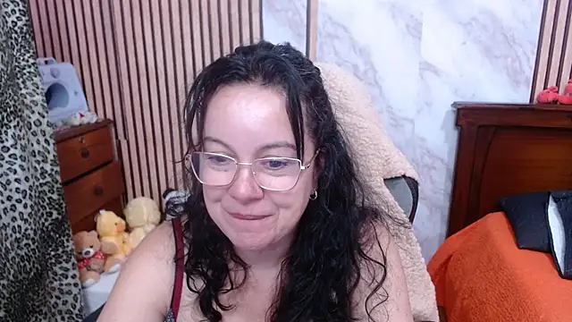 Snapshot of Sonialorens_ chatting on 1, 10, 2025 Sonialorens online show from 1, 10, 2025