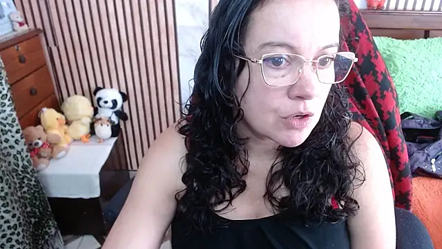Snapshot of Sonialorens_ chatting on 8, 10, 2025 Sonialorens online show from 8, 10, 2025