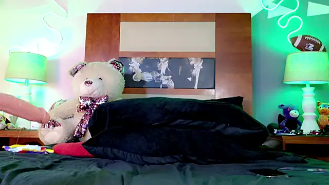 ashley 19xx online show from 16, 4, 2026