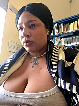 IamSashaLuv online show from 30, 9, 2025