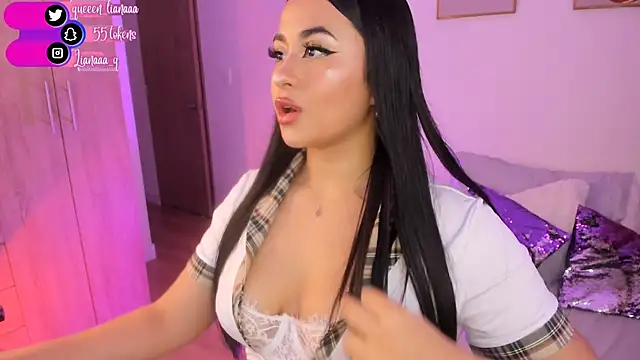 Snapshot of Queen_liana chatting on 11, 1, 2025 Queen liana online show from 11, 1, 2025