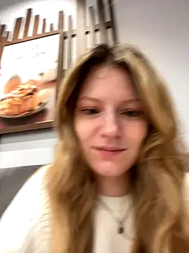 MaryHiggins online show from 21, 11, 2025