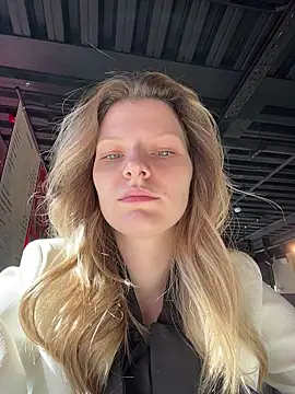 MaryHiggins online show from 10, 4, 2026