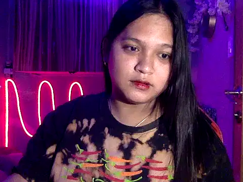 Snapshot of EmpressYna chatting on 24, 9, 2025 EmpressYna online show from 24, 9, 2025