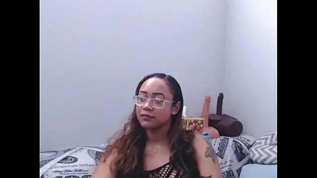 RylHoneyy online show from 18, 3, 2026