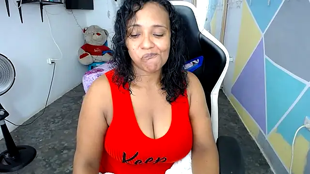 Snapshot of marysol83 chatting on 8, 1, 2025 marysol83 online show from 8, 1, 2025