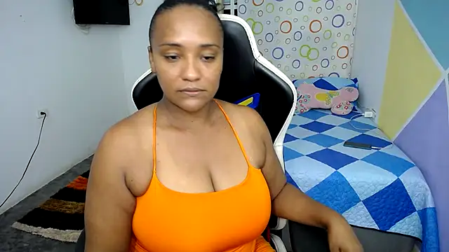 Snapshot of marysol83 chatting on 24, 1, 2025 marysol83 online show from 24, 1, 2025