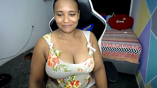 Snapshot of marysol83 chatting on 22, 2, 2025 marysol83 online show from 22, 2, 2025