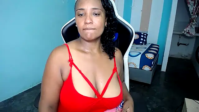 Snapshot of marysol83 chatting on 9, 11, 2025 marysol83 online show from 9, 11, 2025