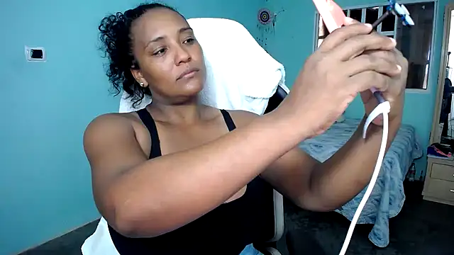 Snapshot of marysol83 chatting on 23, 11, 2025 marysol83 online show from 23, 11, 2025