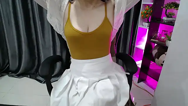 Yuki-yio online show from 7, 2, 2025