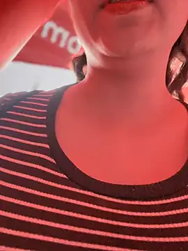 Snapshot of seraphine23 chatting on 13, 12, 2024 seraphine23 online show from 13, 12, 2024