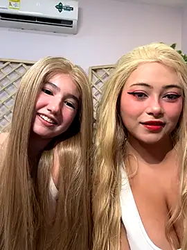 Snapshot of seraphine23 chatting on 24, 9, 2025 seraphine23 online show from 24, 9, 2025