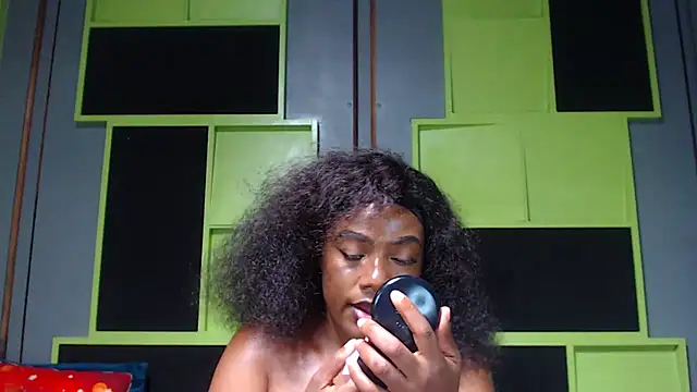 SexyAssDivaxxx online show from 13, 2, 2025