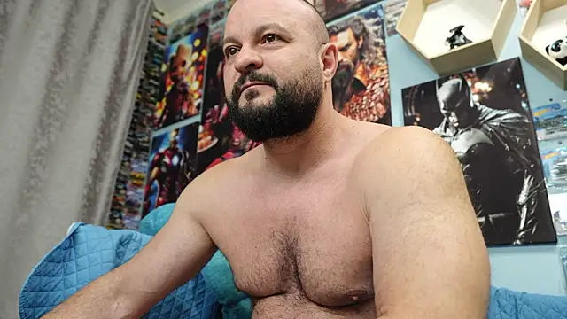 Snapshot of Muscle_Bear chatting on 17, 9, 2025 Muscle Bear online show from 17, 9, 2025