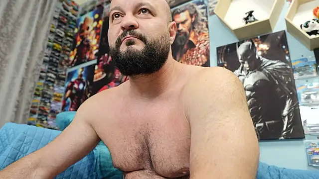 Snapshot of Muscle_Bear chatting on 18, 9, 2025 Muscle Bear online show from 18, 9, 2025