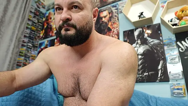 Snapshot of Muscle_Bear chatting on 19, 9, 2025 Muscle Bear online show from 19, 9, 2025